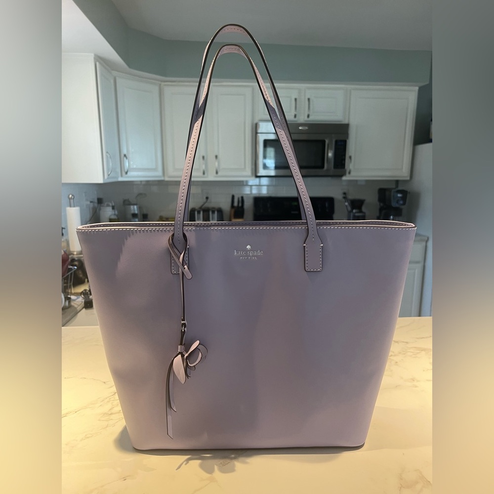 Kate spade tote never used